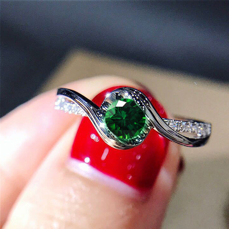 Creative Twisted Arm Eight Ring