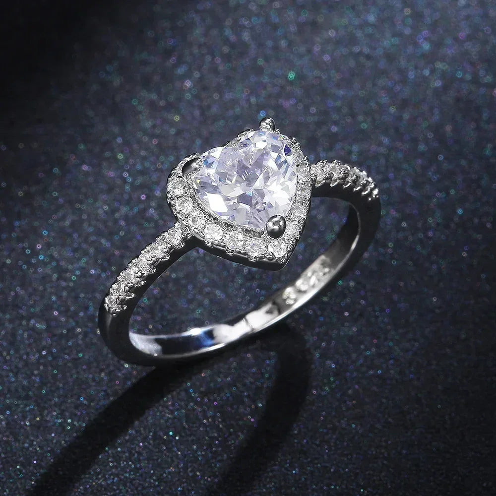 New European and American Peach Heart Ring