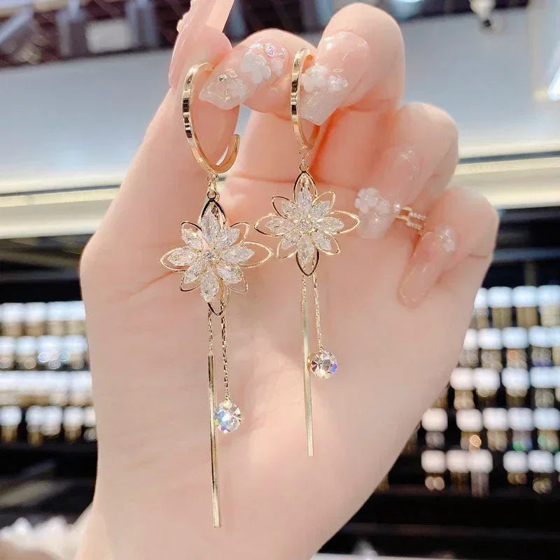 Green Shiny Zircon Flower Drop Earrings