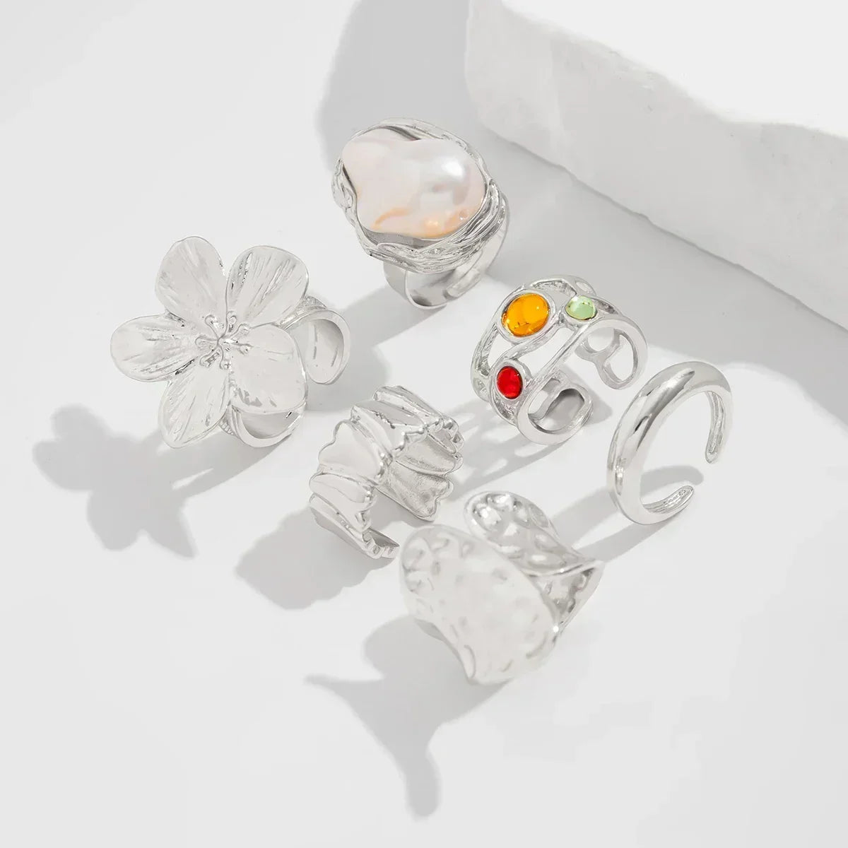 New Exaggerated Metal Flower Open Rings