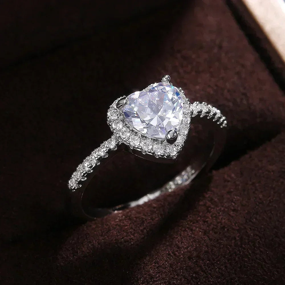New European and American Peach Heart Ring
