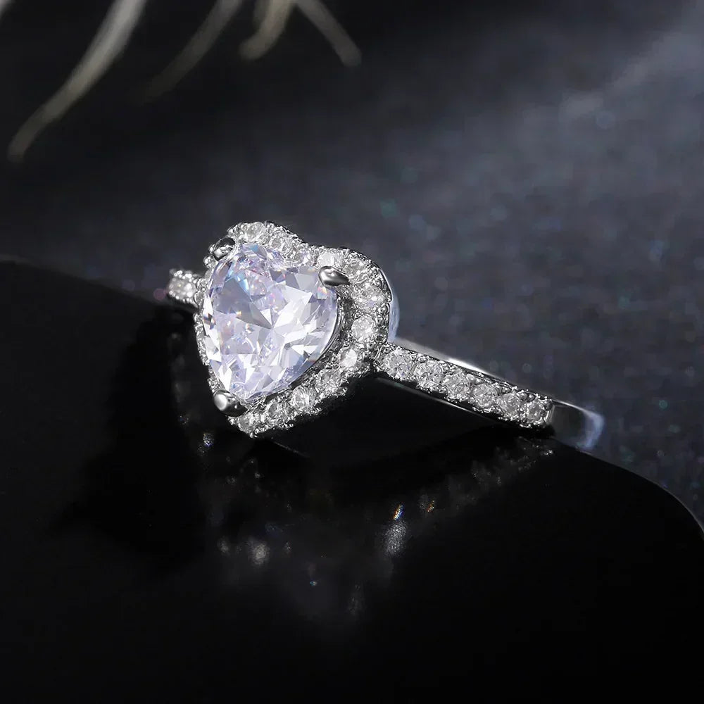 New European and American Peach Heart Ring