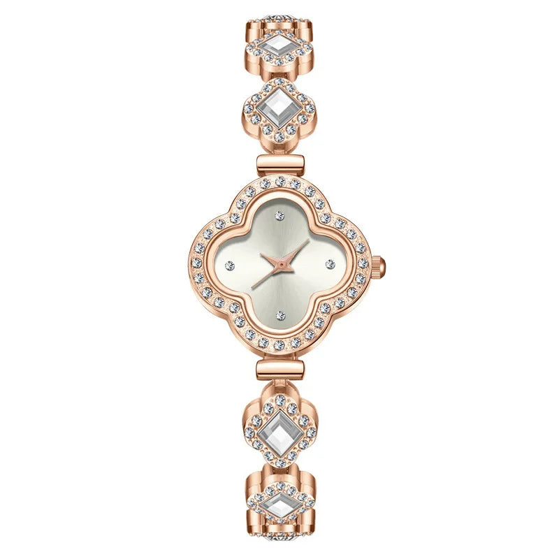 Clover bracelet watch with quartz