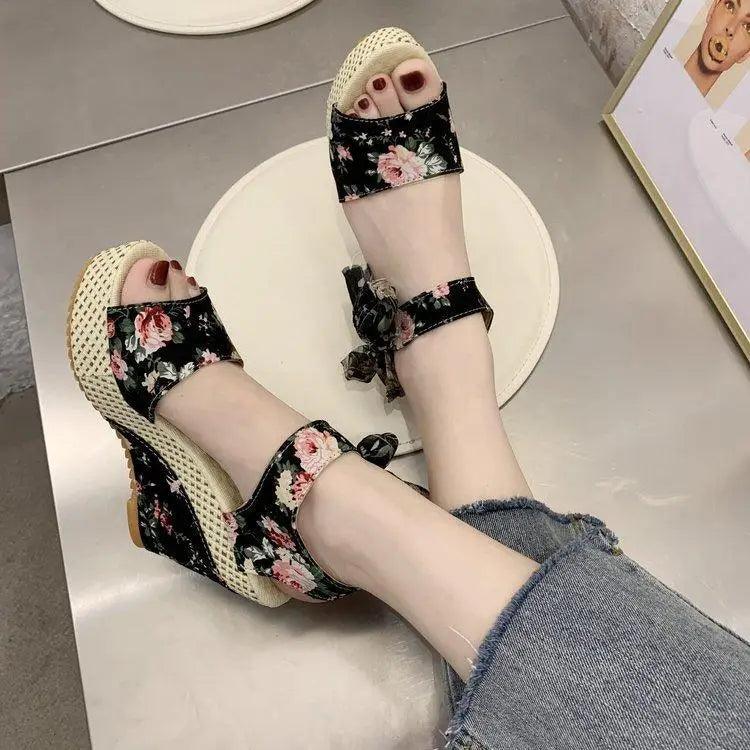 New Modern Wood High Heels Sandals