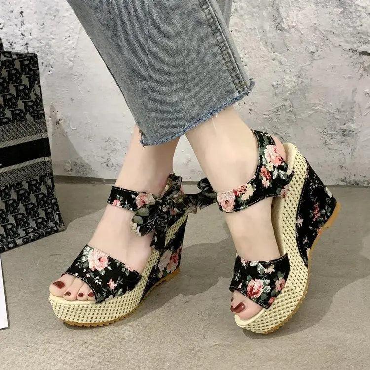 New Modern Wood High Heels Sandals