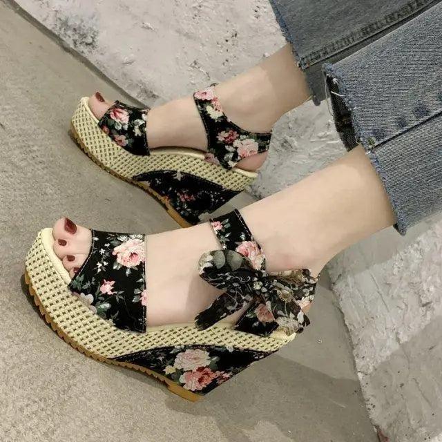 New Modern Wood High Heels Sandals